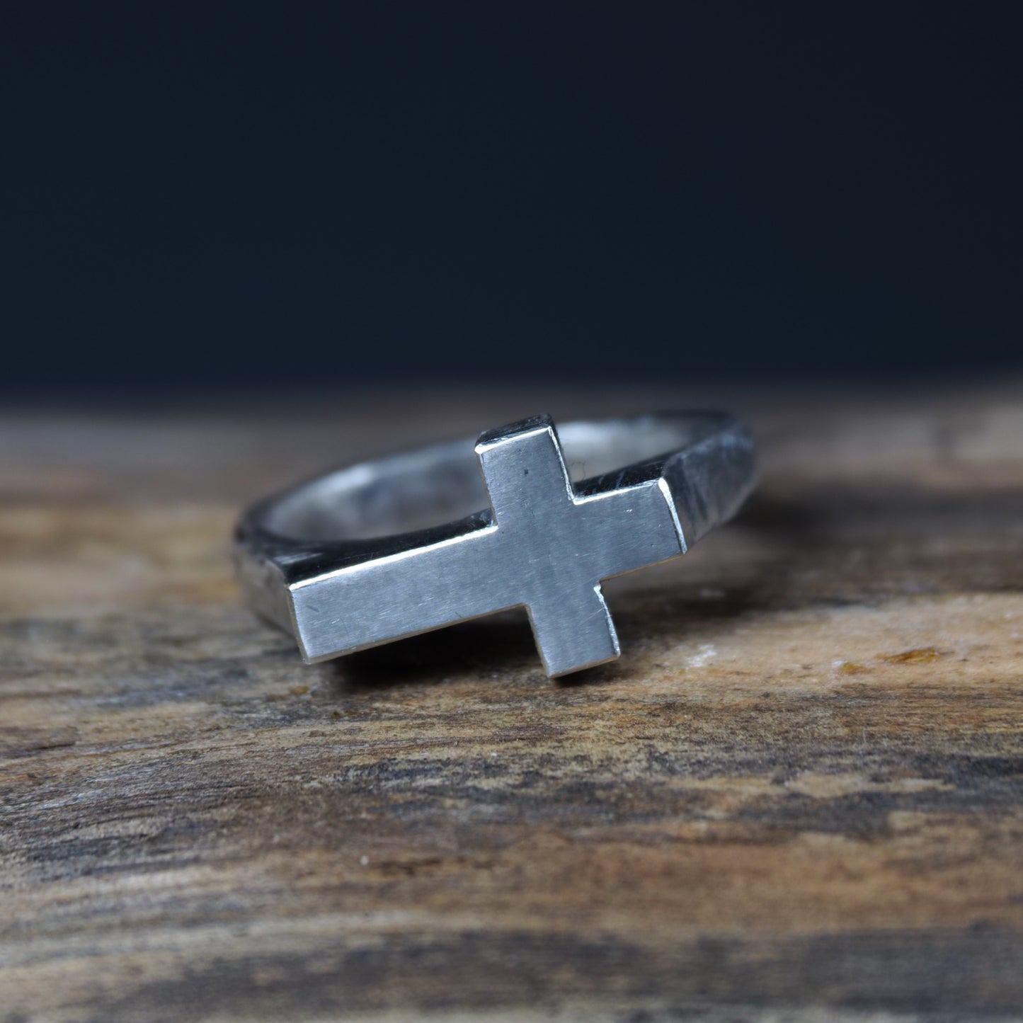 cruxed